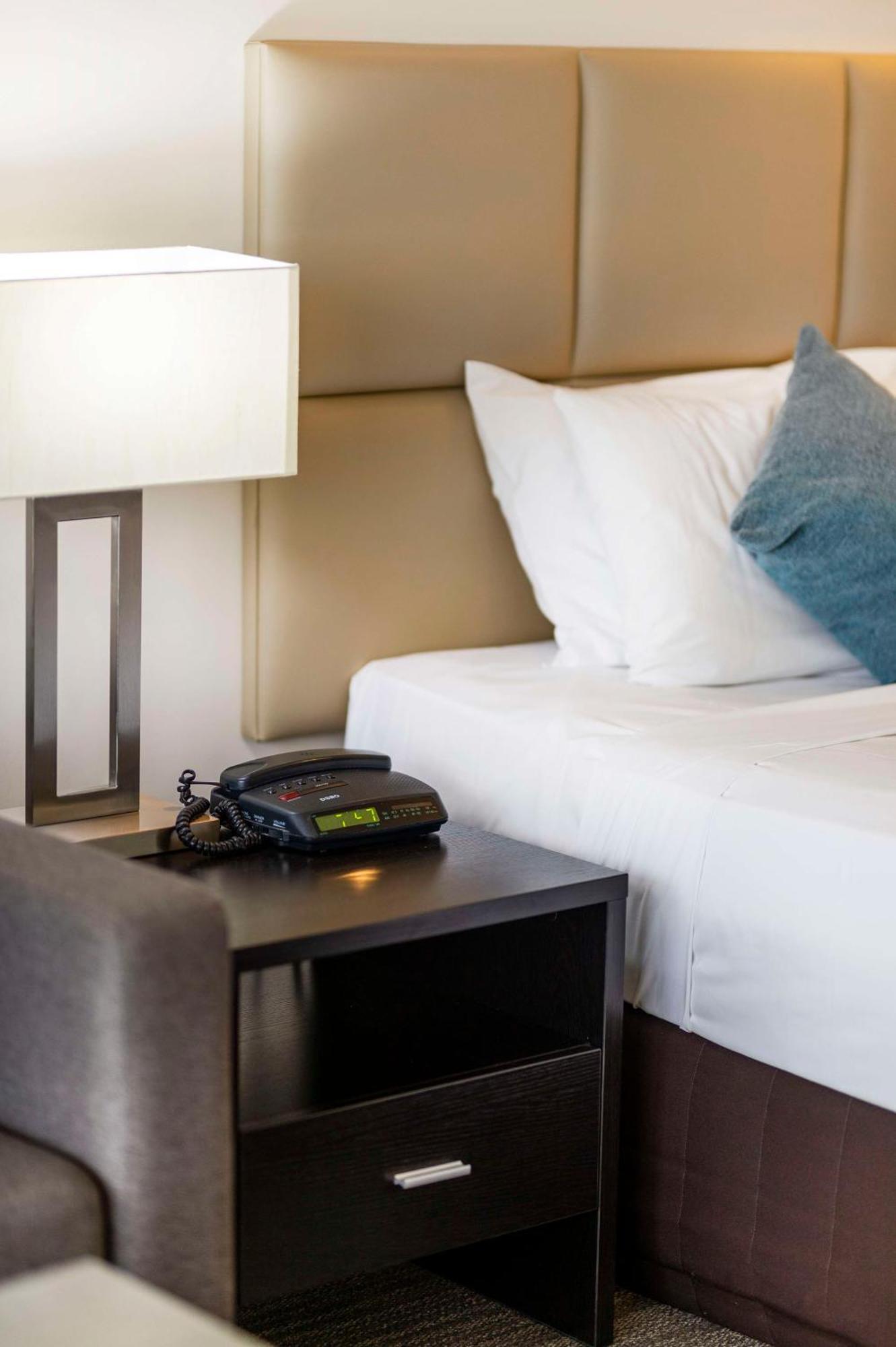 Rydges Esplanade Resort Cairns Exterior photo