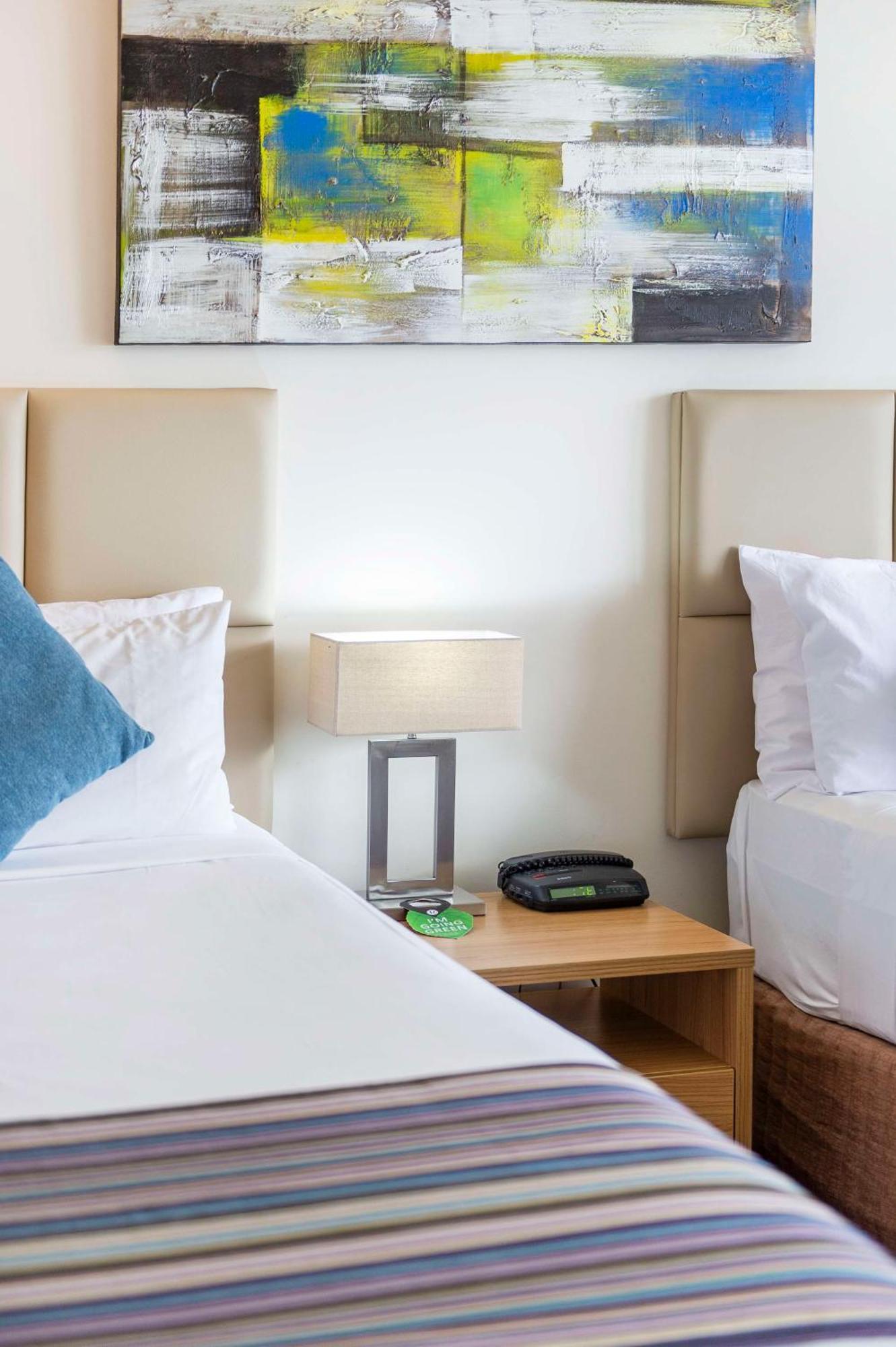 Rydges Esplanade Resort Cairns Exterior photo